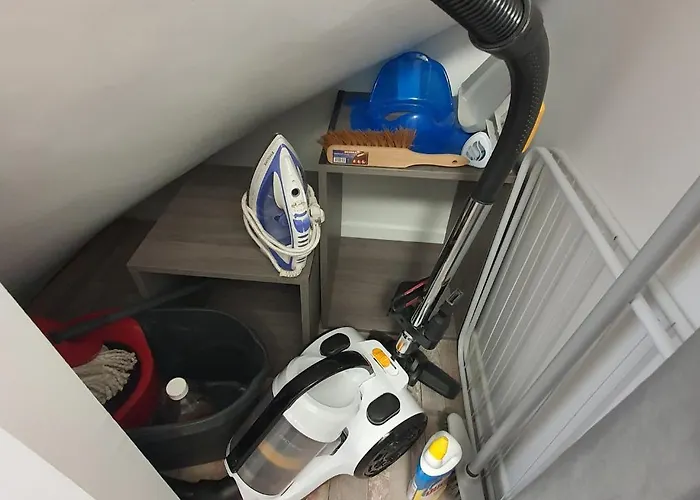 Appartement Renove Et Lumineux A Mers Les Bains Au Dessus D\'Un Ancien Commerce Mersois En Duplex Pour 4 Personnes Pour Du Repos, Des Vacances Ou Pour Le Travail