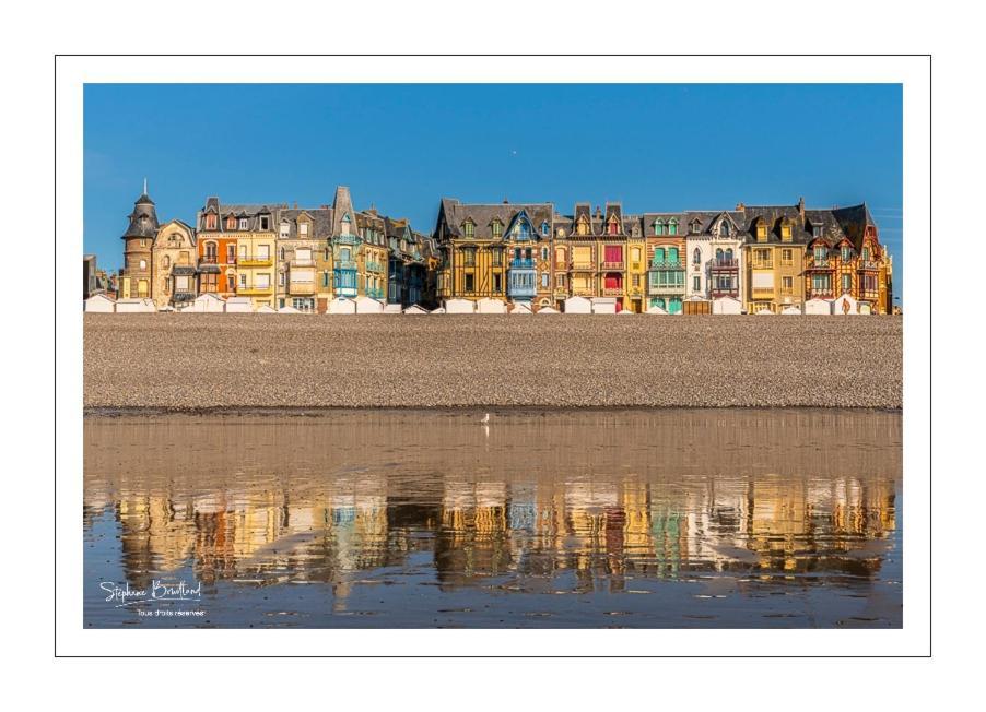 Apartamento Renove Et Lumineux A Les Bains Au Dessus D'un Ancien Commerce Mersois En Duplex Pour 4 Personnes Pour Du Repos, Des Ou Pour Le Travail *